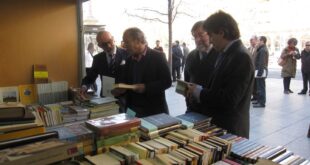 feria libro viejo y antiguo zaragoza