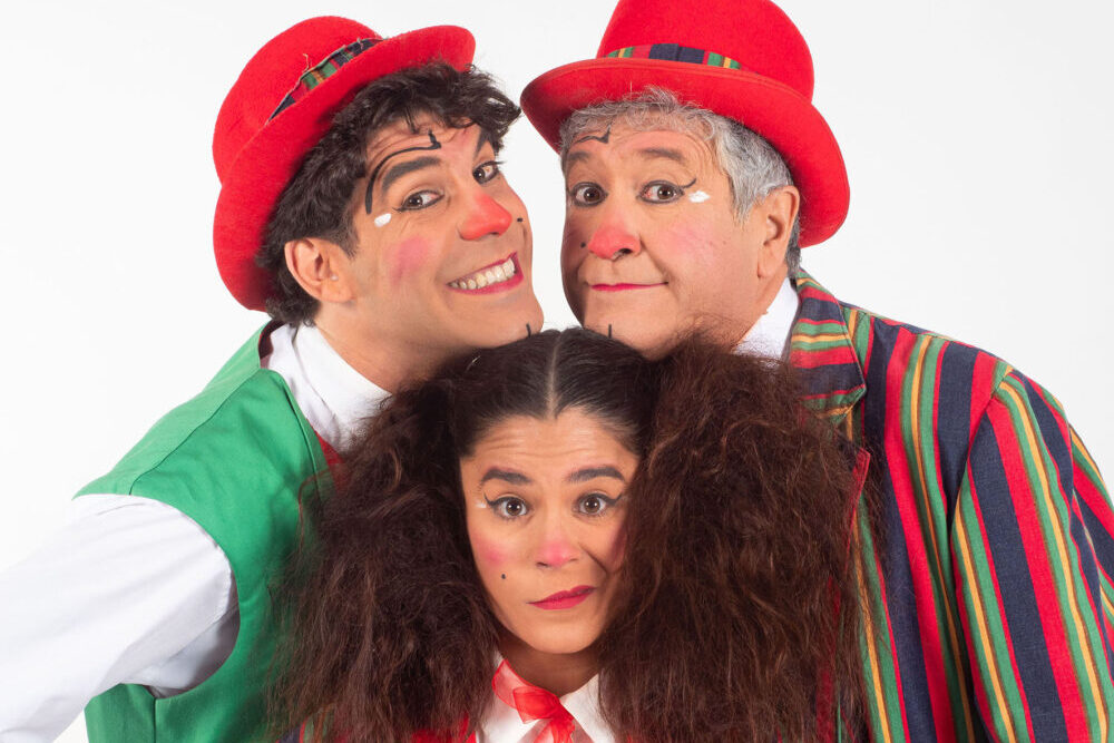a Casa Por Navidad Con Producciones Kinser En El Teatro Del Mercado Zaragozala Qué Hacer En Zaragoza