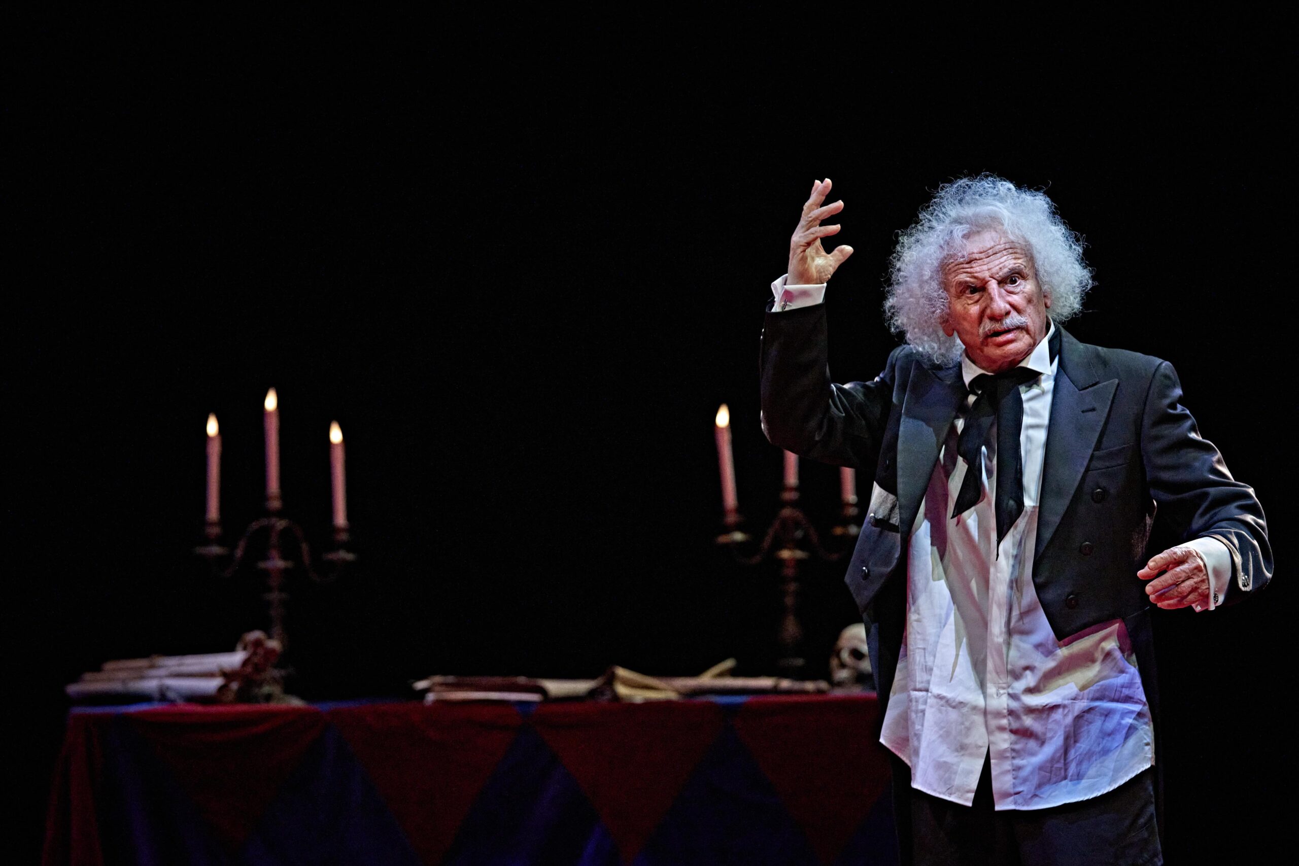 Rafael Álvarez el Brujo Presenta el Viaje Del Monstruo Fiero En El Teatro De Las Esquinas Zaragozala Qué Hacer En Zaragoza