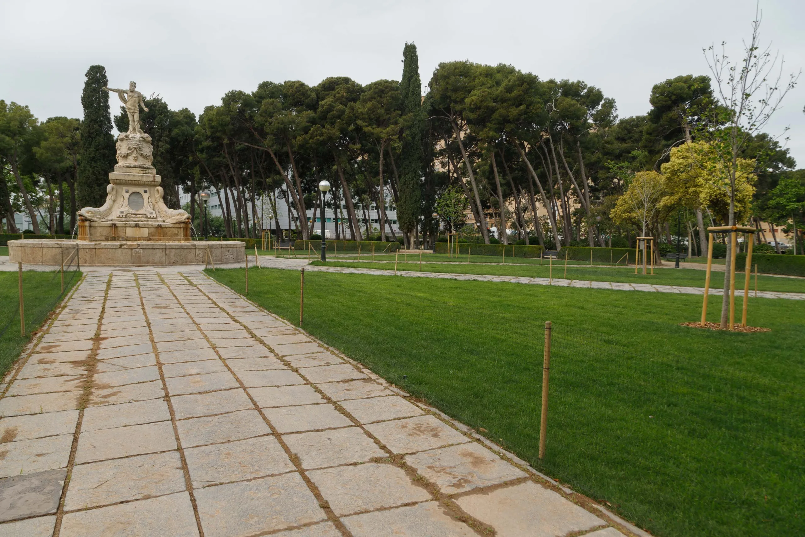 Plaza De La Princesa En El Parque Grande La Plaza De La Princesa Del Parque Grande Ya Luce Renovada Zaragozala Qué Hacer En Zaragoza