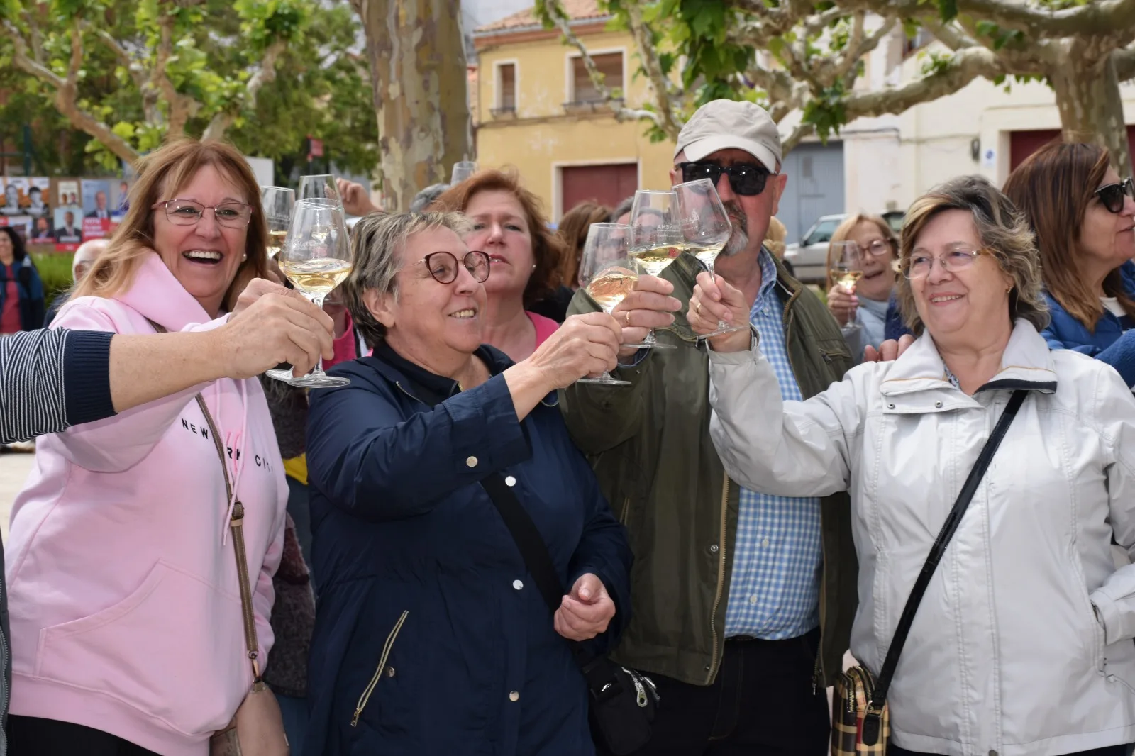 Brindis Del Día Vino Do Celebrado En Cariñena La Do Cariñena Brinda Por El Día Vino Do De La Mano De La Actriz Norma Ruiz Zaragozala Qué Hacer En Zaragoza