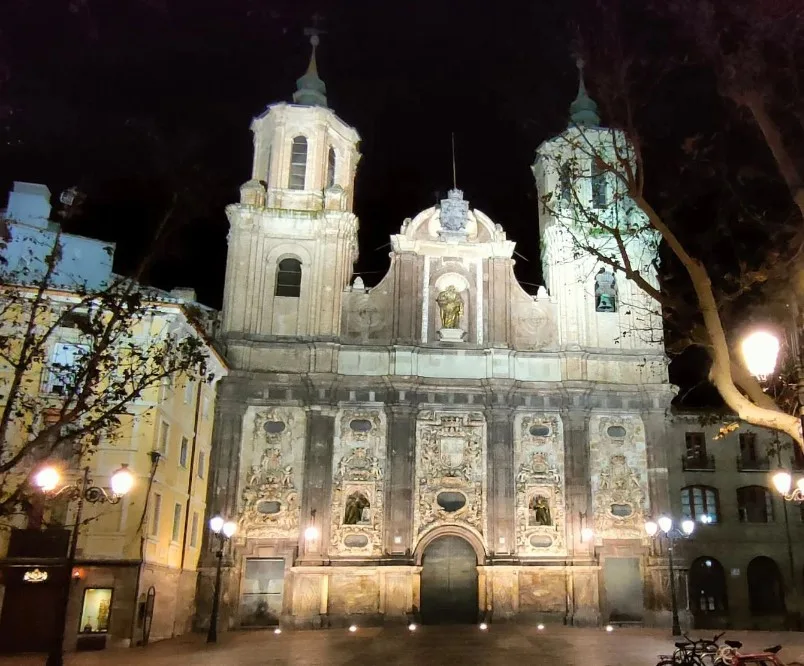 Rutas Nocturnas a Las Iglesias De Zaragoza