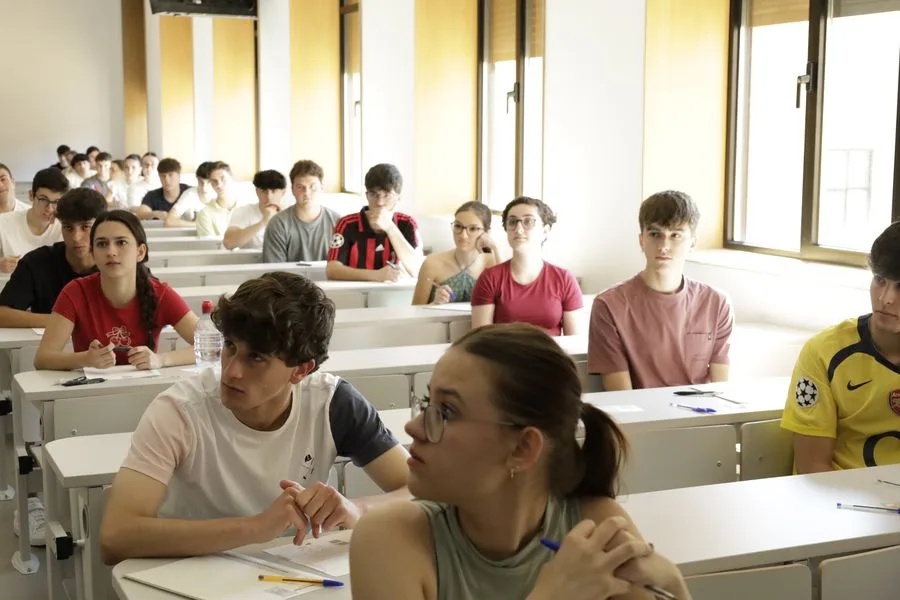 Evau Aragón Una Zaragozana Consigue La Nota Más Alta De Aragón En La Evau Zaragozala Qué Hacer En Zaragoza