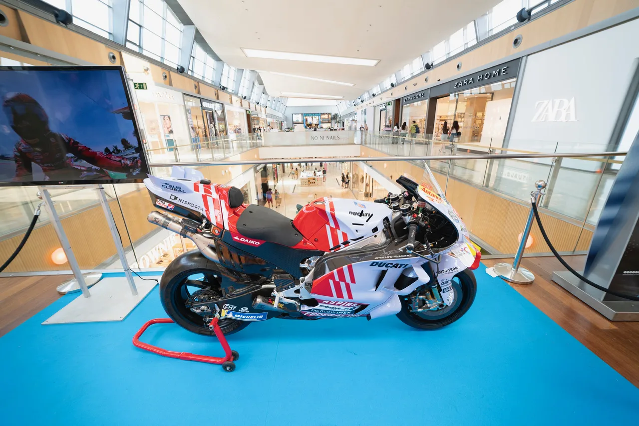 Moto Marc Marquez Zaragoza