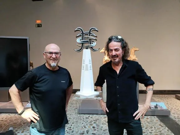 Escultura Homanaje a Héroes Del Silencio En Zaragoza Zaragoza Inaugura Una Escultura Dedicada a Héroes Del Silencio Zaragozala Qué Hacer En Zaragoza