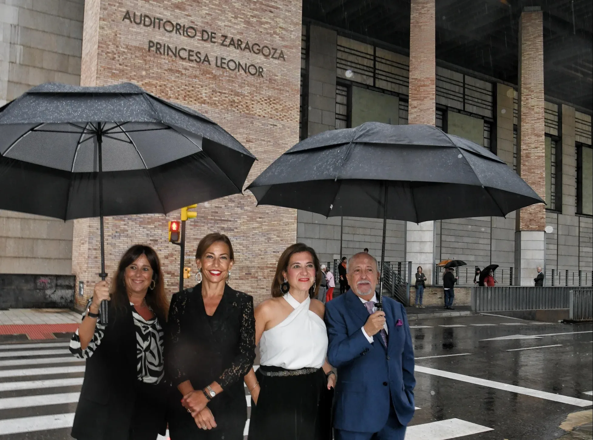 Auditorio Zaragoza Princesa Leonor El Auditorio De Zaragoza Ahora Lleva El Nombre De La Princesa Leonor Zaragozala Qué Hacer En Zaragoza