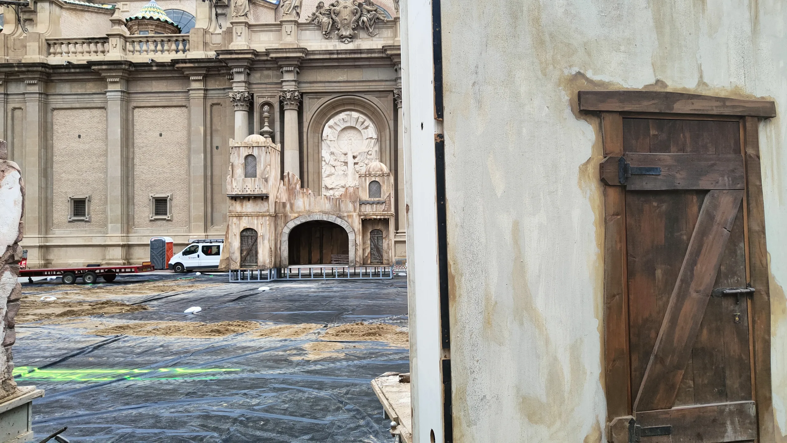 Belén De Plaza Del Pilar El Belén De Plaza Del Pilar Comienza Su Montaje Zaragozala Qué Hacer En Zaragoza