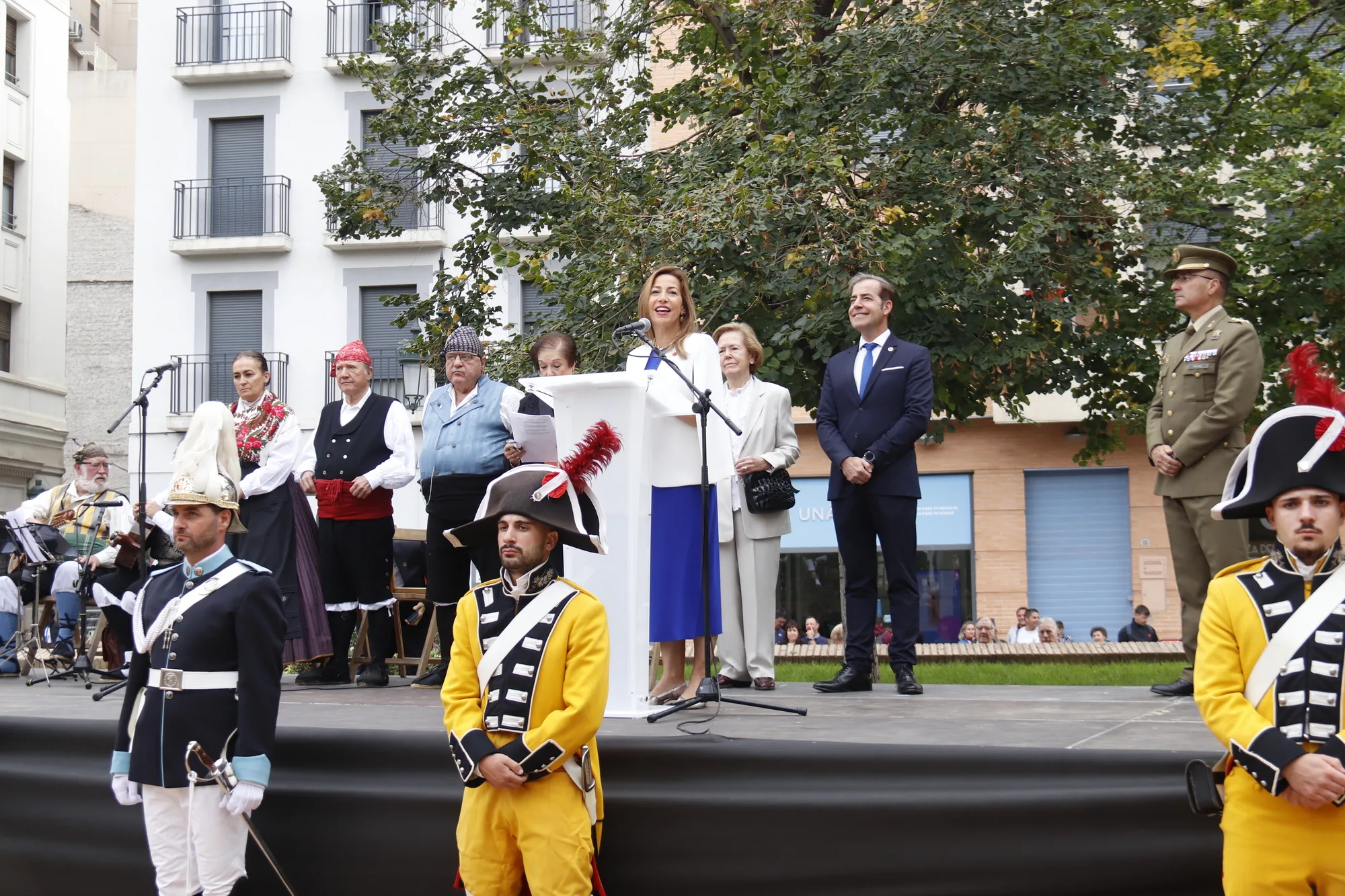 Homenaje a las Heroínas de los Sitios Fiestas del Pilar