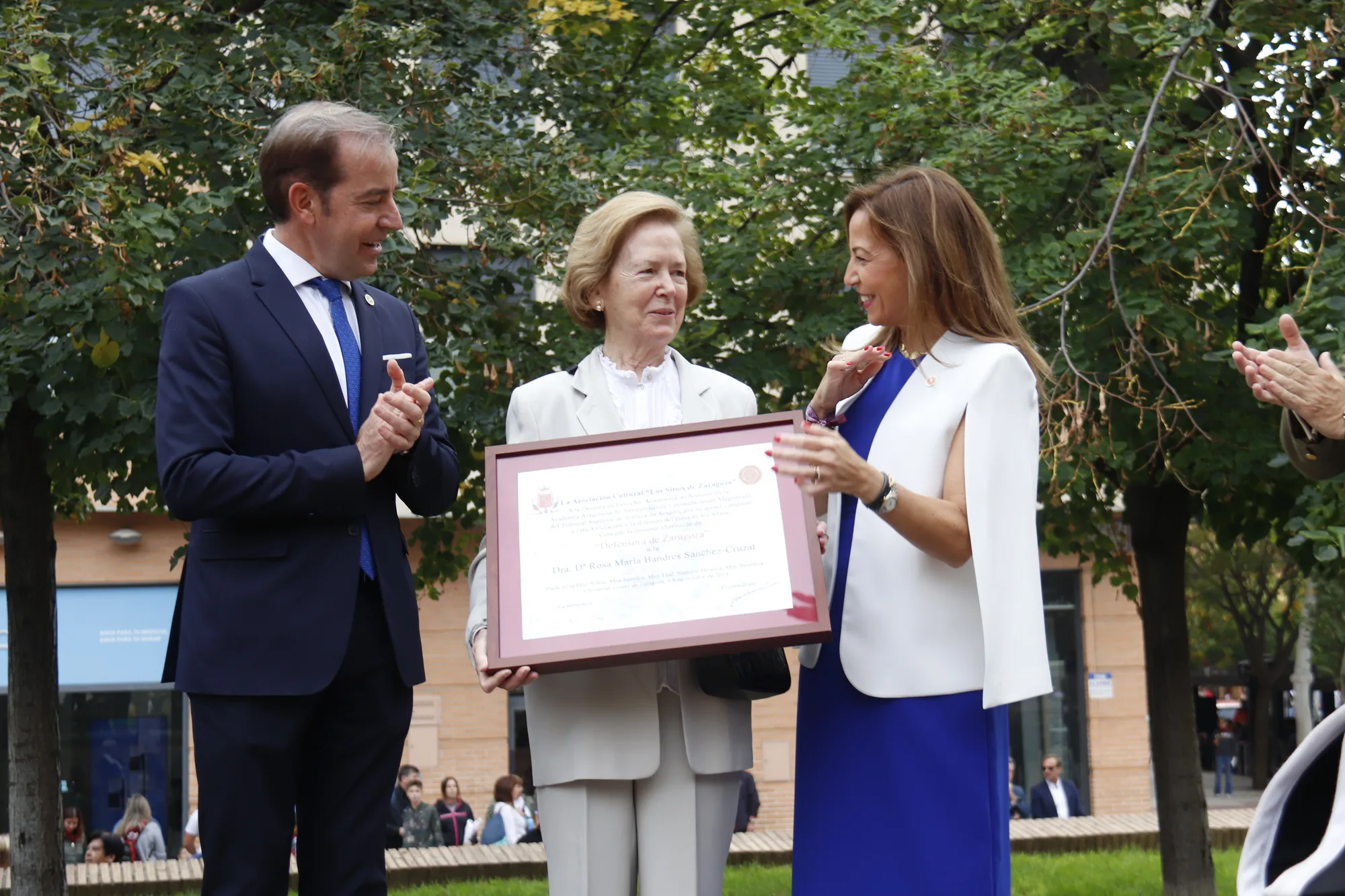Homenaje a las Heroínas de los Sitios Fiestas del Pilar