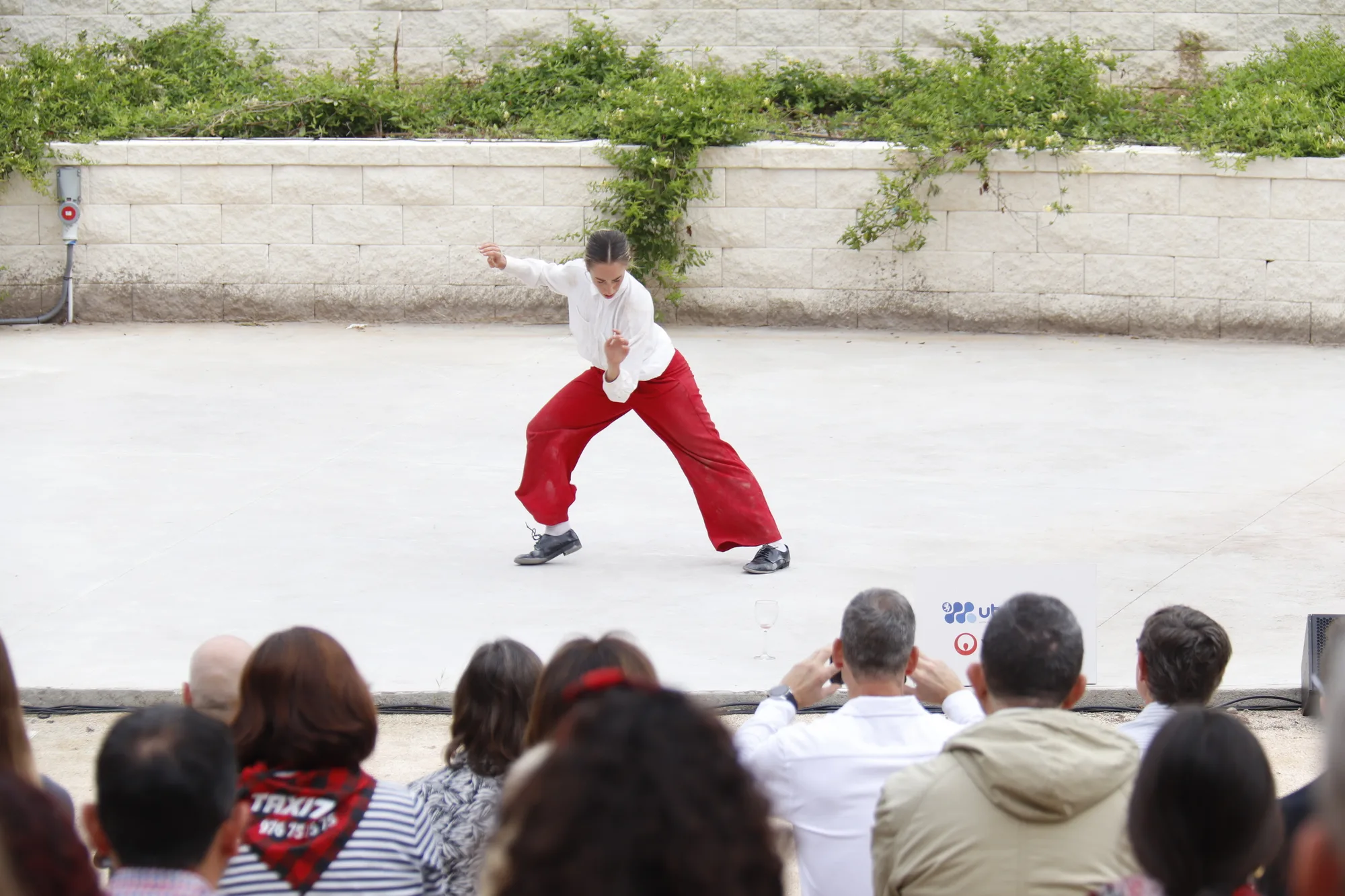 Danza En El Escenario De Xior En Las Fiestas Del Pilar 2024 Danza En El Estreno Del Anfiteatro Xior Como Escenario De Las Fiestas Del Pilar 2024 Zaragozala Qué Hacer En Zaragoza