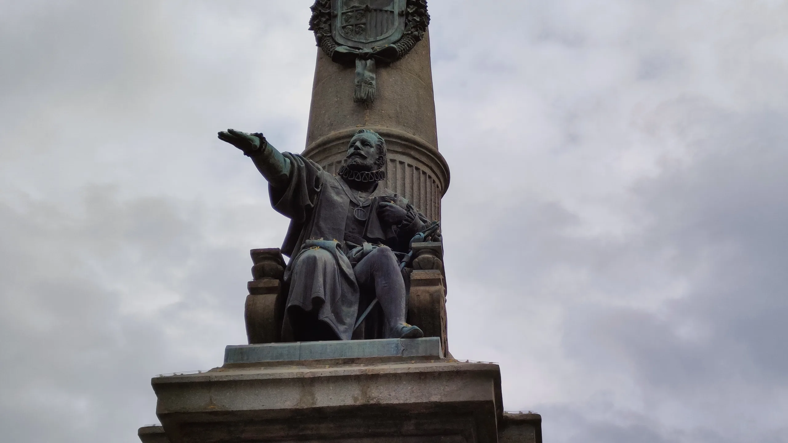 Juan de Lanuza Plaza Aragón Zaragoza