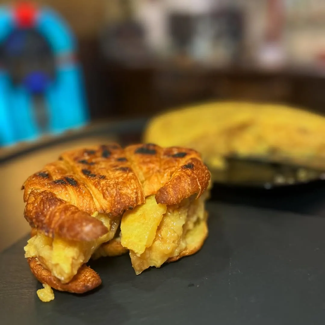 zeppelino croissant tortilla patata zaragoza