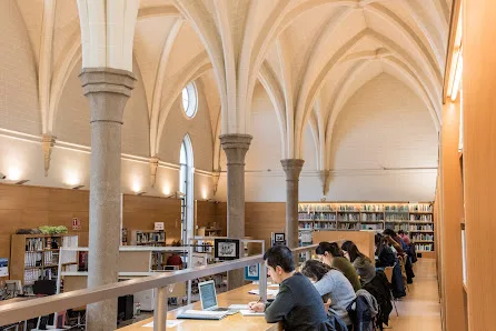 La Zaragoza Escondida El Refectorio Y Cillas Del Convento Santo Domingo Zaragozala Qué Hacer En Zaragoza