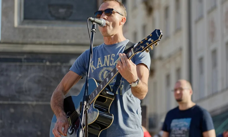 Abierto El Plazo Para Solicitar Las Licencias Para Músicos Y Artistas Callejeros En Zaragoza Zaragozala Qué Hacer En Zaragoza