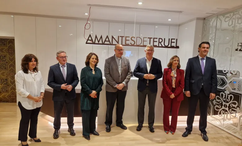Mausoleo De Los Amantes De Teruel Teruel Cuenta Con Nuevos Espacios De Acogida En El Mausoleo De Los Amantes Zaragozala Qué Hacer En Zaragoza