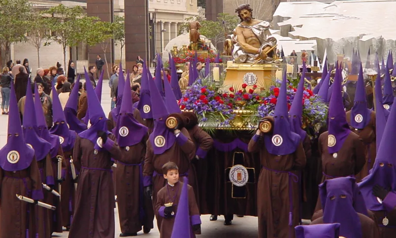 Procesión Extraordinaria Coronación De Espinas El 10 De Mayo Zaragozala Qué Hacer En Zaragoza