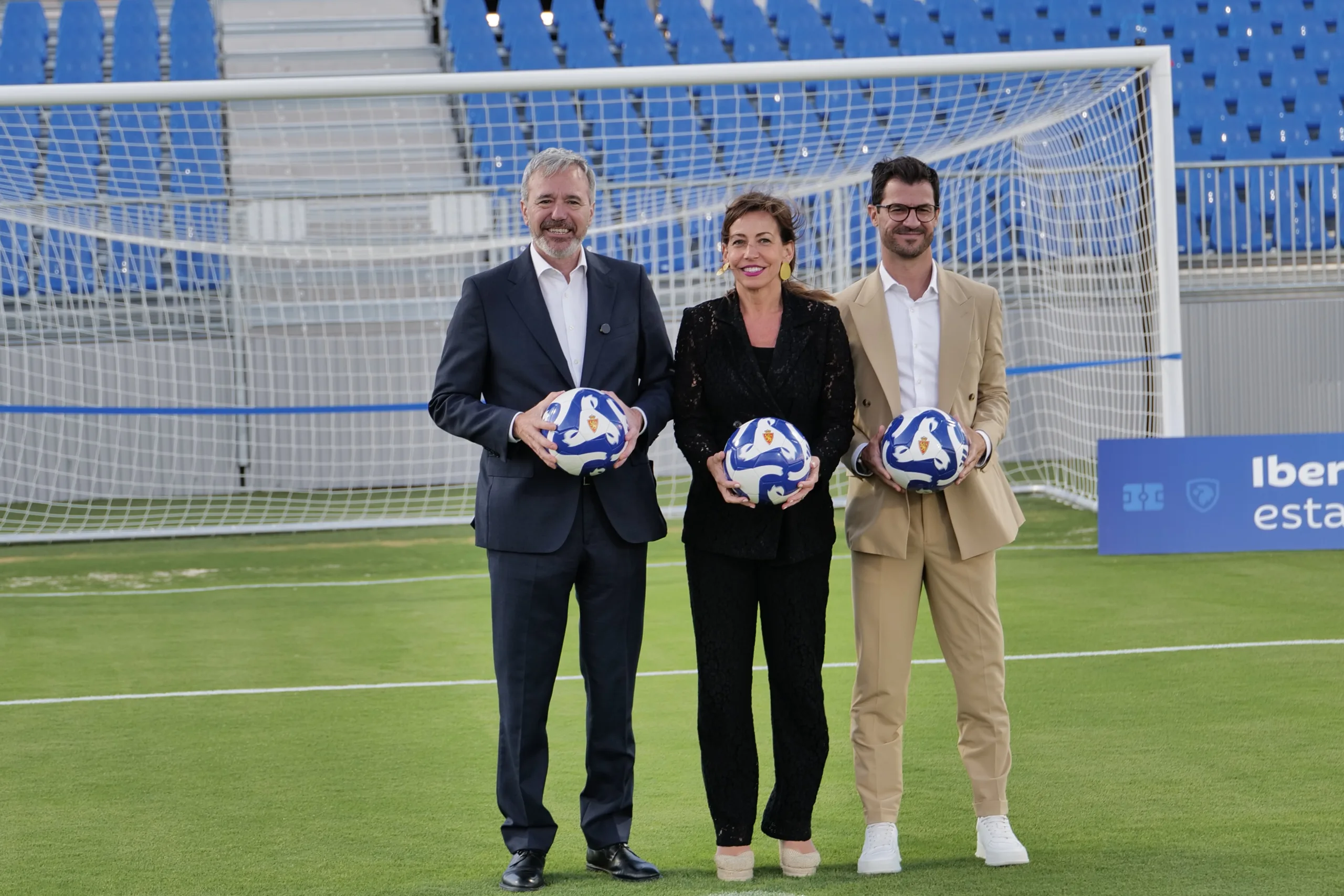 Inauguración Ibercaja Eatadio