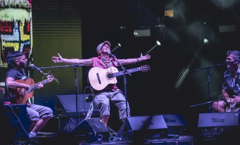 Manu Chao En Pirineos Sur 2025 Manu Chao Revienta Lanuza Con Su Pachanga Imparable Zaragozala Qué Hacer En Zaragoza