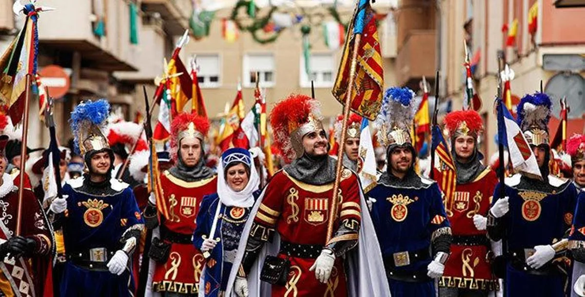 Desfile de Moros y Cristianos en Alagón 2025