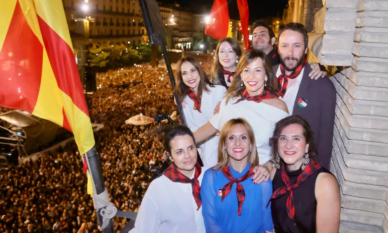 Zaragoza Abre Pilar 2025 Con El Pregón En La Plaza Del Pilar Zaragozala Qué Hacer En Zaragoza
