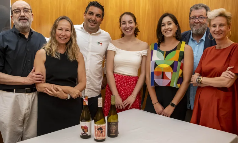 El Vino Joven De Cariñena Que Viste a La Moda Así Es El Nuevo Care Nouveau Zaragozala Qué Hacer En Zaragoza