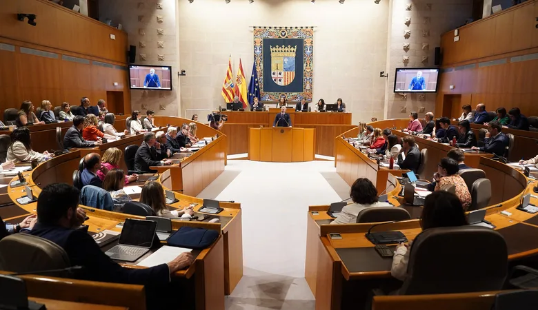 Investidura Jorge Azcón.