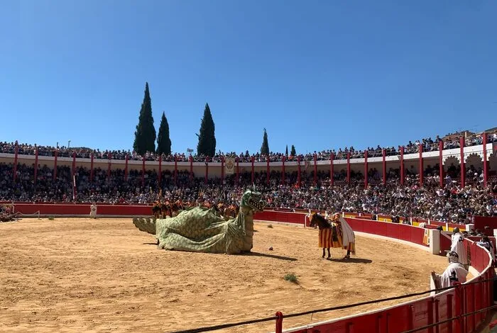 Vencimiento del Dragón Alcañiz Día San Jorge
