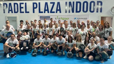 Group of People in White Shirts Pose with Paddles Inside a Sports Hall Large padel Plaza Indoor Sign Behind Them Aspace Zaragoza Organiza Su Iv Jornada Solidaria De Pádel Zaragozala   Qué Hacer En Zaragoza