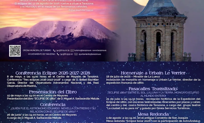 Poster announcing "Eclipse Solar en Tarazona" with a left map of observation spots and parking icons, and a right side showing a church tower with a full moon; includes event details and the date 12/08/2026 (Spanish).
