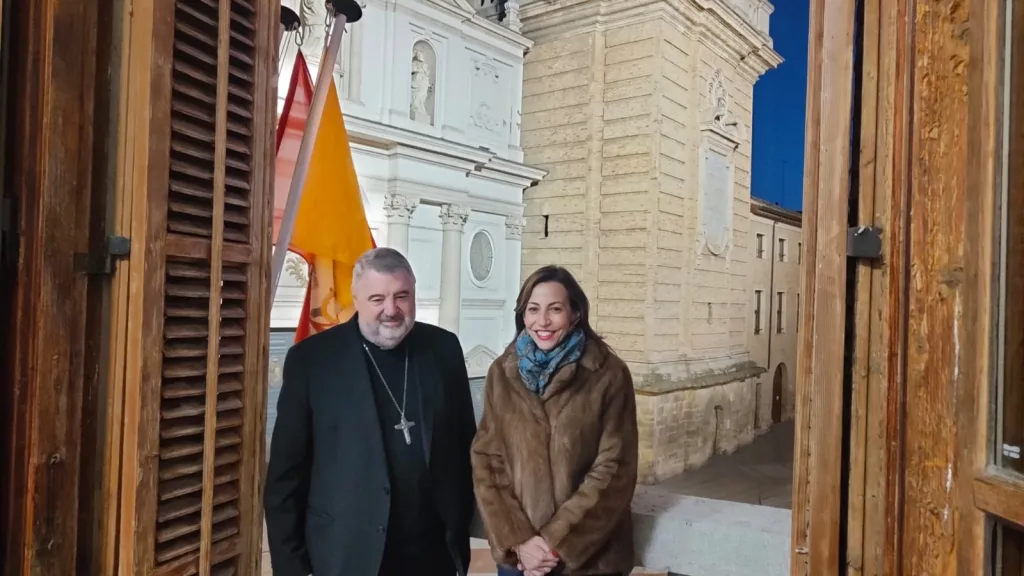 Nueva Iluminación Exterior De La Seo La Seo De Zaragoza Estrena Nueva Iluminación Exterior Zaragozala   Qué Hacer En Zaragoza