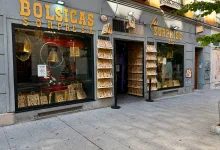 Shopfront with Large Yellow Signage Reading surprise Bag and bolsicas Sorresa store Selling Mystery Bags Brown Paper Bags Hung Outside and in Windows and Display Windows Showing Merchandise Zaragozala | Agenda Cultural Ocio Y Planes En Zaragoza   Página 1416 Zaragozala   Qué Hacer En Zaragoza