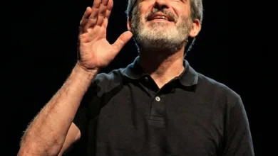 Poster Anuncio De Show Hombre Con Camiseta Negra Sonriente Gesticulando Texto En Español Con resÓn Presenta Palabrica Y Detalles Del Evento fecha Lugar Daniel Rabanaque Estrena palabrica En La Casa De Zitas Zaragozala Qué Hacer En Zaragoza