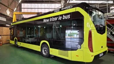 Yellow and Black Bus Inside a Maintenance Workshop with a Yellow Crane Above Reads new Irizar Je Bus on the Side Panel Bus Eléctrico Zaragoza Por Qué Hay Uno Amarillo Zaragozala Qué Hacer En Zaragoza