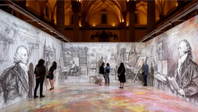 Immersive Gallery Installation with Large Black and white Sketches of Artists Along Curved Walls As Visitors View the Wall Drawings on a Colorful Floor La Lonja Prepara Una Exposición Inmersiva De Goya En 2028 Zaragozala Qué Hacer En Zaragoza